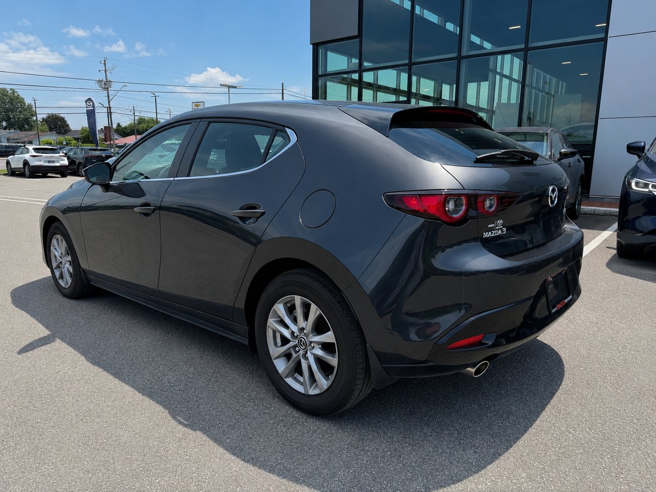 2025 Mazda Mazda3 Sport GX Black Châteauguay - photo #5