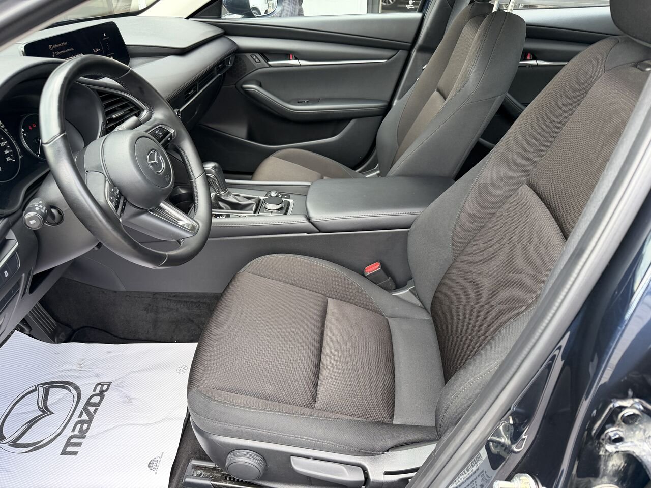 2025 Mazda Mazda3 Blue Nantes - photo #9