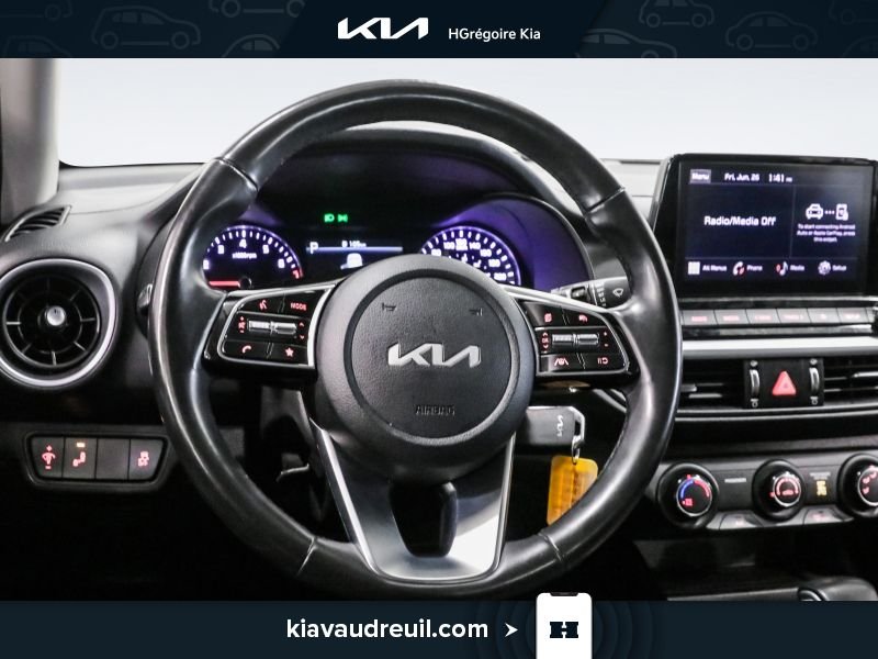 2023 Kia Forte Grey Blainville - photo #12