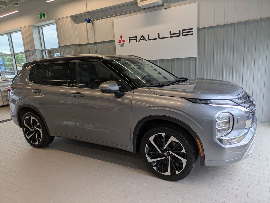 Mitsubishi Outlander GT AWD 2024 Gris