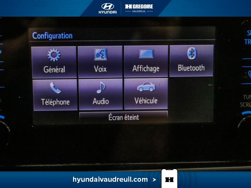 Toyota Corolla 2018 Bleu Laval - photo #25