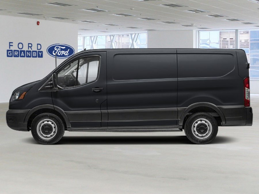Ford Transit fourgon utilitaire T-250 PA toit bas 130 po PNBV de 9 070 lb 2025 Noir agate métallisé