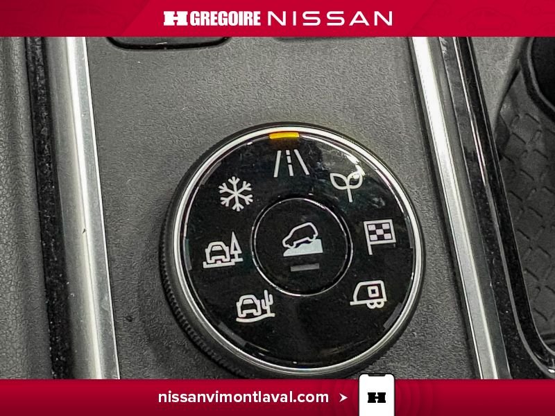 2023 Nissan Pathfinder Green Laval - photo #20