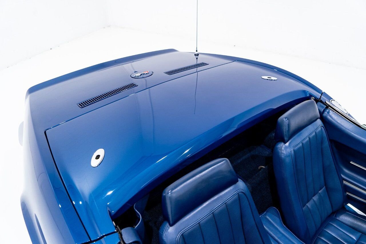 Chevrolet Corvette *PRIX EN USD* Matching numbers Top flight with extensive documentation 1968 Bleu Montréal - photo #84