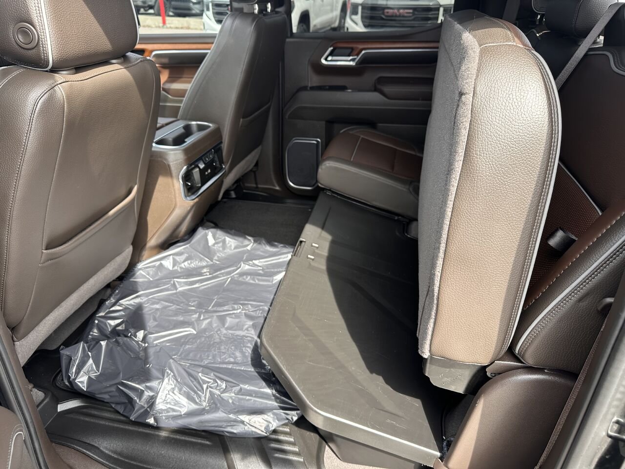 GMC SIERRA K1500 DENALI Denali cabine multiplace 4RM 147 po 2023 Noir Ottawa & Gatineau - photo #14