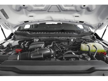 Ford Super Duty F-350 à roues arrière simples XLT