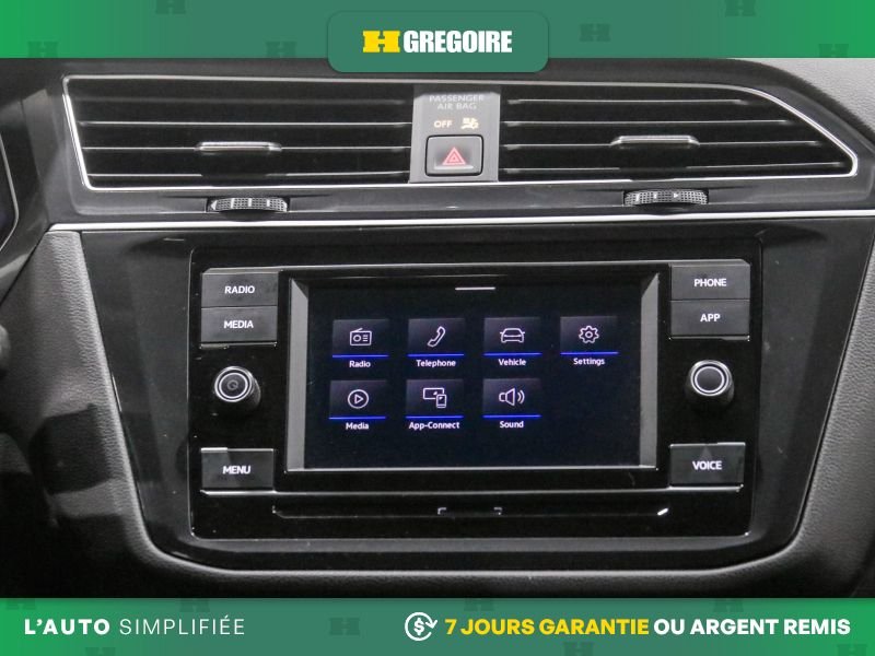 2024 Volkswagen Tiguan Grey Saint-Eustache - photo #22