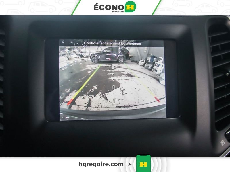 2019 Jeep Cherokee Green Blainville - photo #10