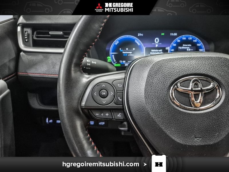 2023 Toyota RAV4 Prime White Blainville - photo #18