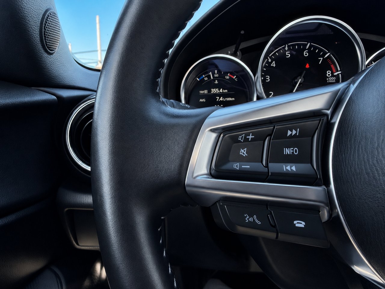 2025 Mazda MX-5 GS Red Châteauguay - photo #11