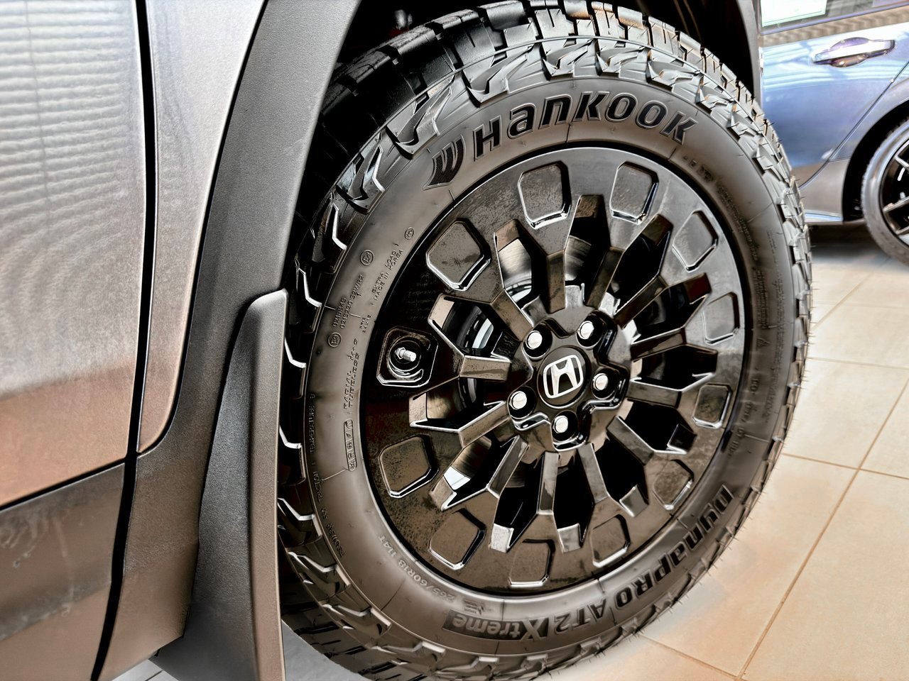 Honda Passport 2020 Gris Notre-Dame-des-Prairies - photo #13