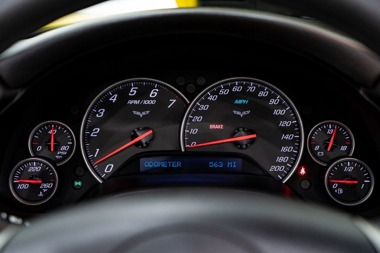 2008 Chevrolet Corvette PRIX EN USD | With Only 900km (563mi) From New With Window Sticker Yellow Montreal - photo #72