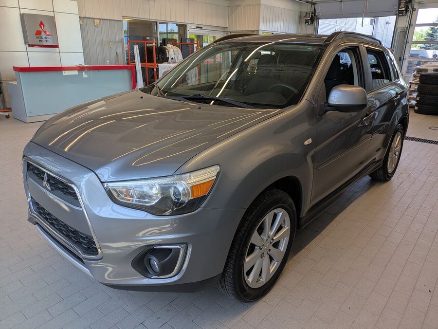 Mitsubishi RVR limited AWD 2015 Gris