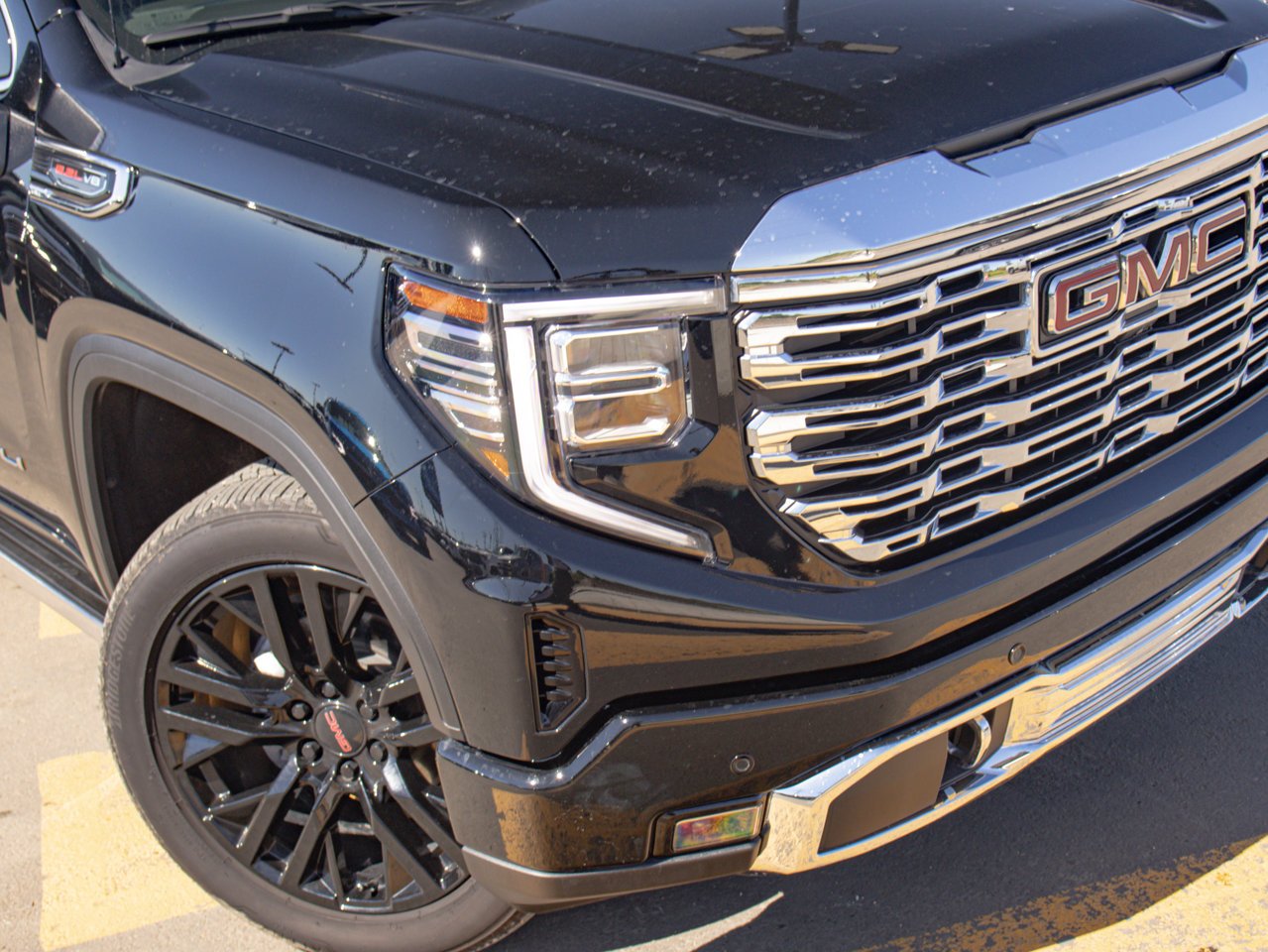 2025 GMC Sierra 1500 4WD Crew Cab 147 Denali Black Sherwood Park - photo #15