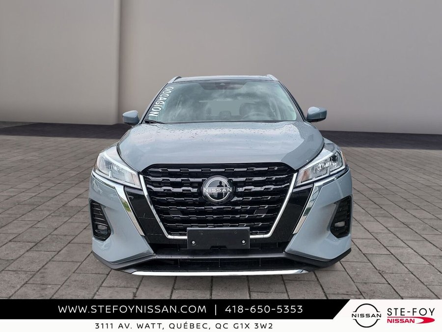 Nissan Kicks SV TA S6857 2024 Gris