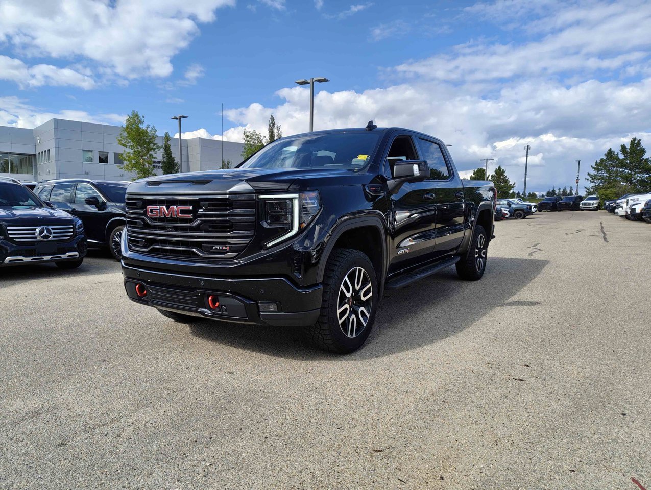 2024 GMC Sierra 1500 4WD Crew Cab 147 AT4 Black Sherwood Park - photo #3