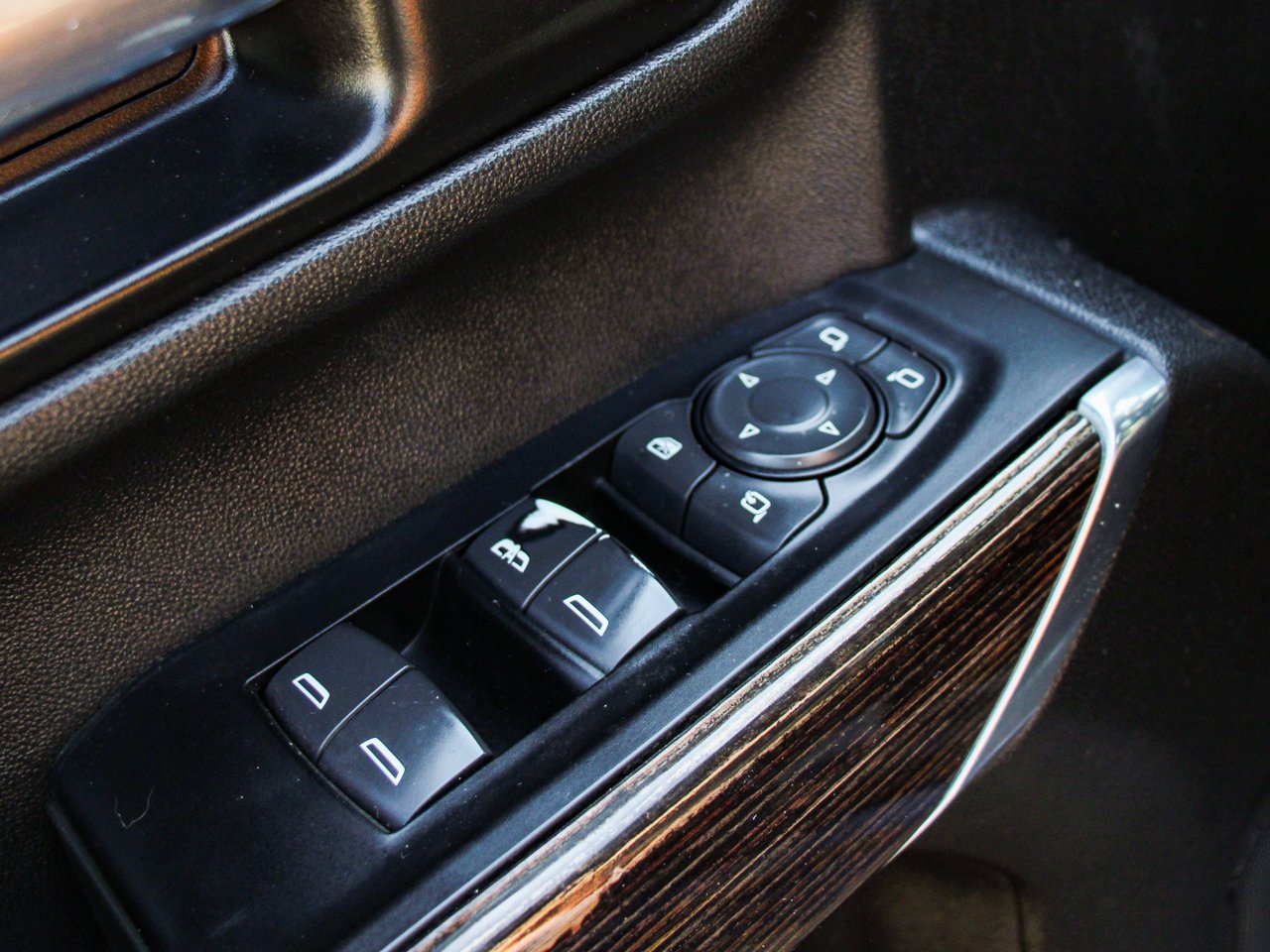 2022 Chevrolet Silverado 2500HD 4WD Crew Cab 159 LT Blue Sherwood Park - photo #14
