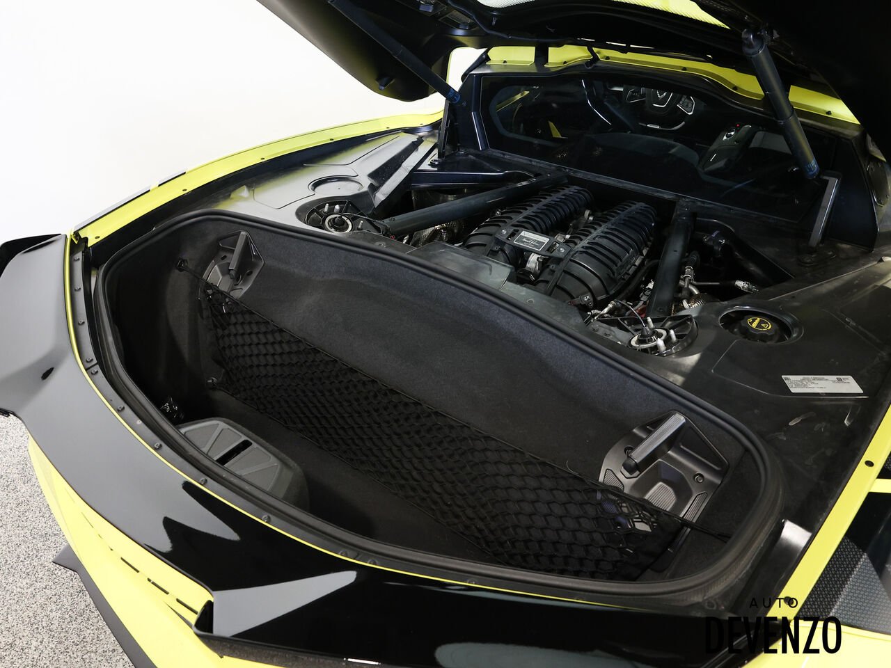 2024 Chevrolet Corvette Yellow Saint-Eustache - photo #26