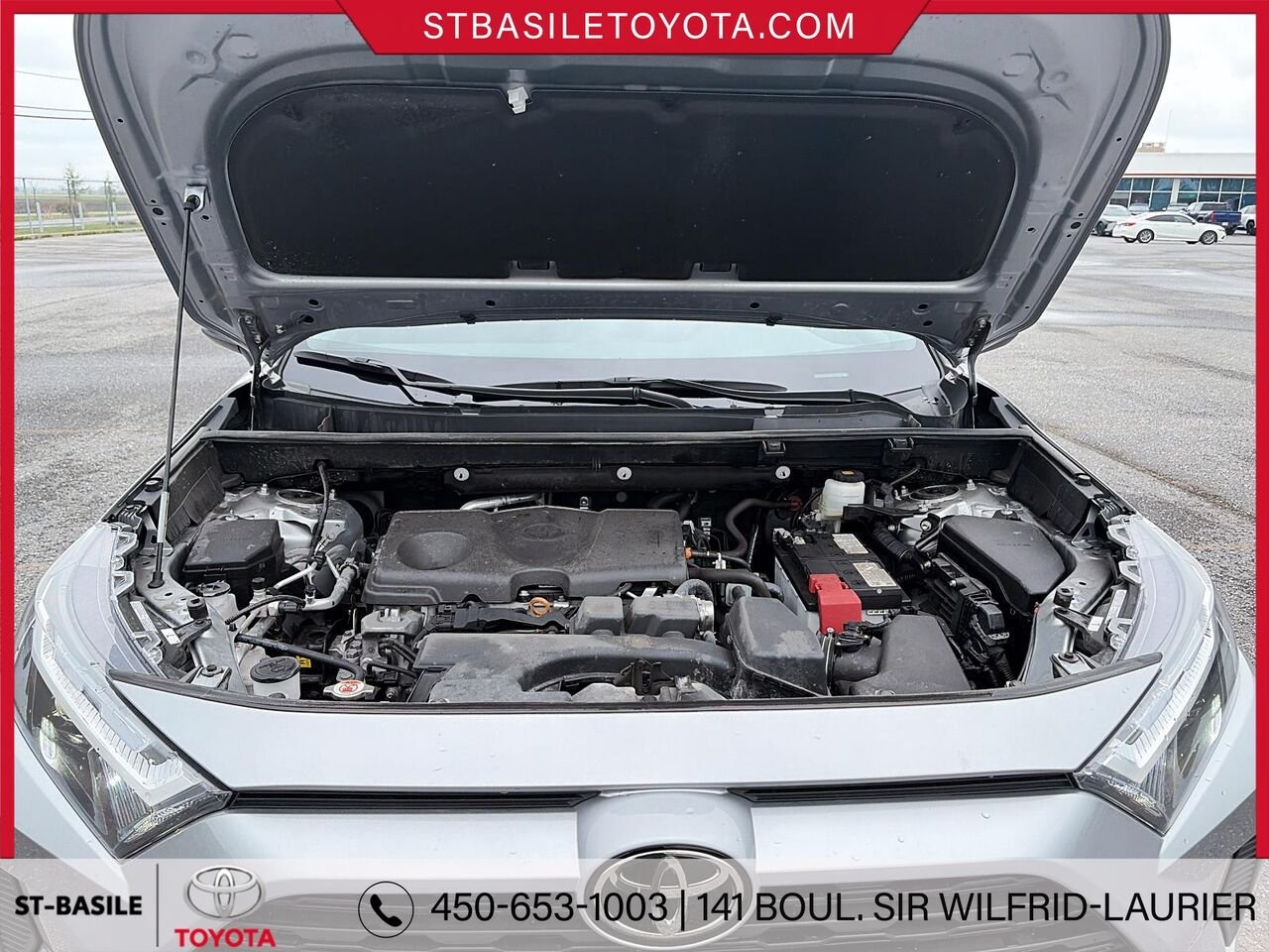 2025 Toyota RAV4 Silver Sky Metallic Saint-Basile-le-Grand - photo #10