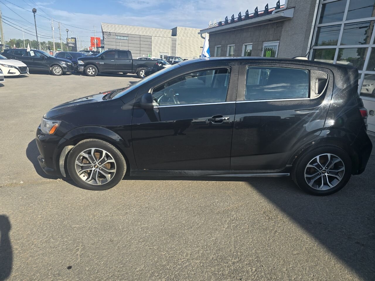2017 Chevrolet Sonic Black  - photo #1