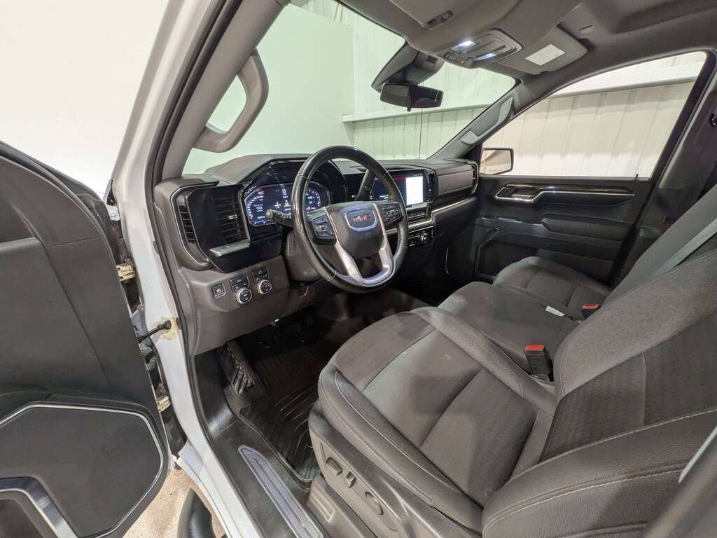 2024 GMC Sierra 1500 4WD Crew Cab 157" Elevation White Val-David - photo #10