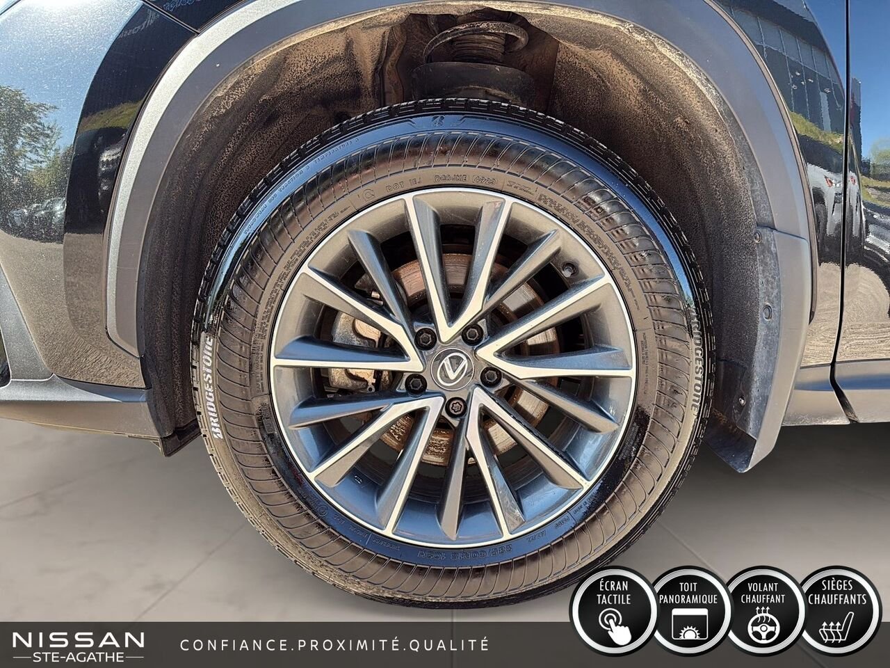 2025 Lexus NX 350 | INTÉRIEUR ROUGE NULUXE | TOIT OUVRANT | AWD Black Saint-Jérôme - photo #6