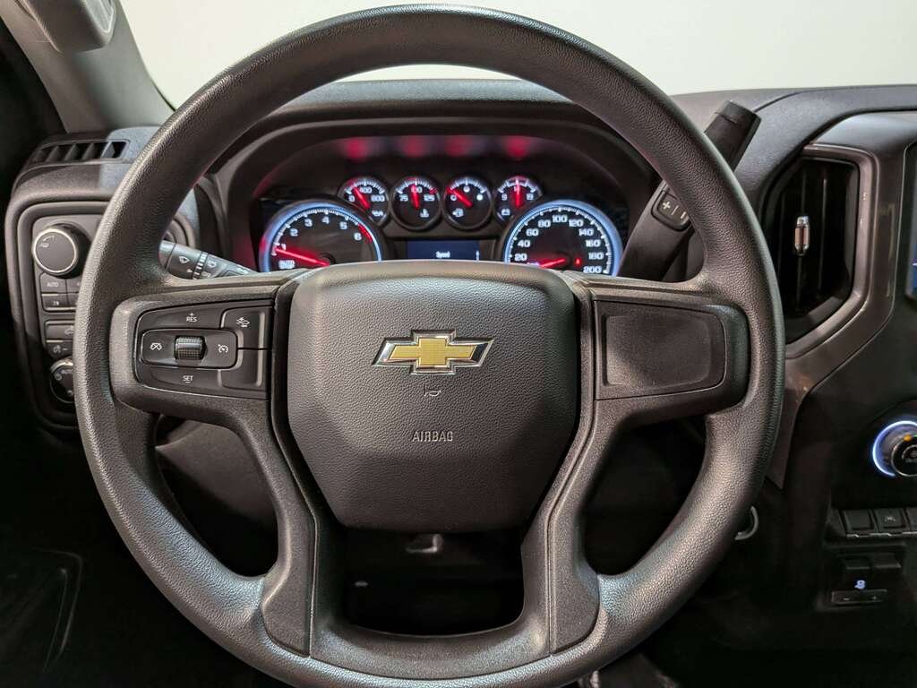 2023 Chevrolet Silverado 1500 4WD Crew Cab 157" Work Truck White Val-David - photo #15