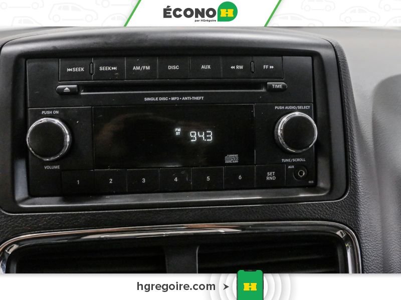 2018 Dodge GR Caravan White Laval - photo #20