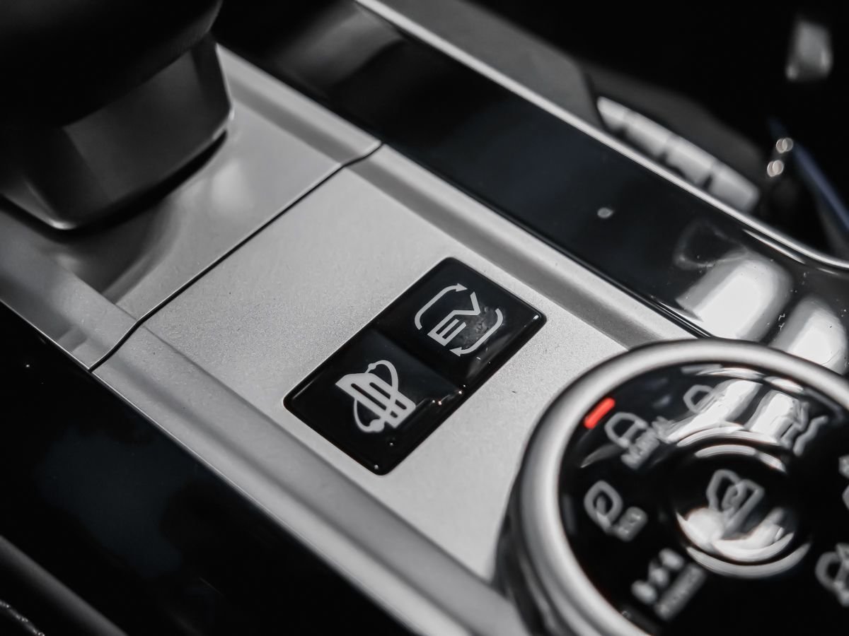 Mitsubishi Outlander PHEV SEL 2026 Argent sterling Montréal - photo #13