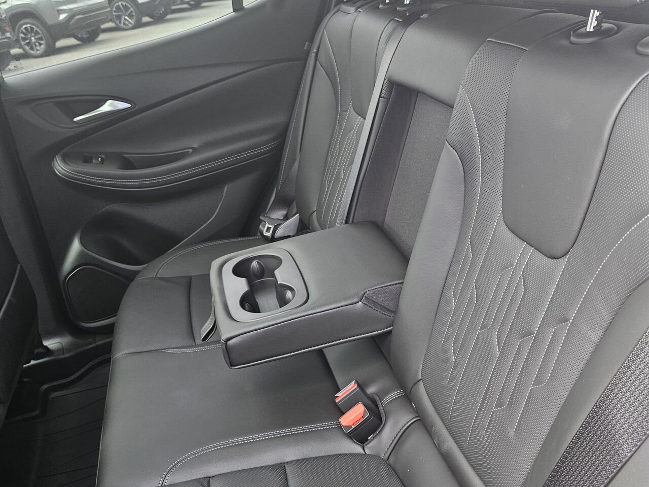 2026 Buick Encore GX Avenir 4 portes TI White Frost Tricoat Thetford Mines - photo #17
