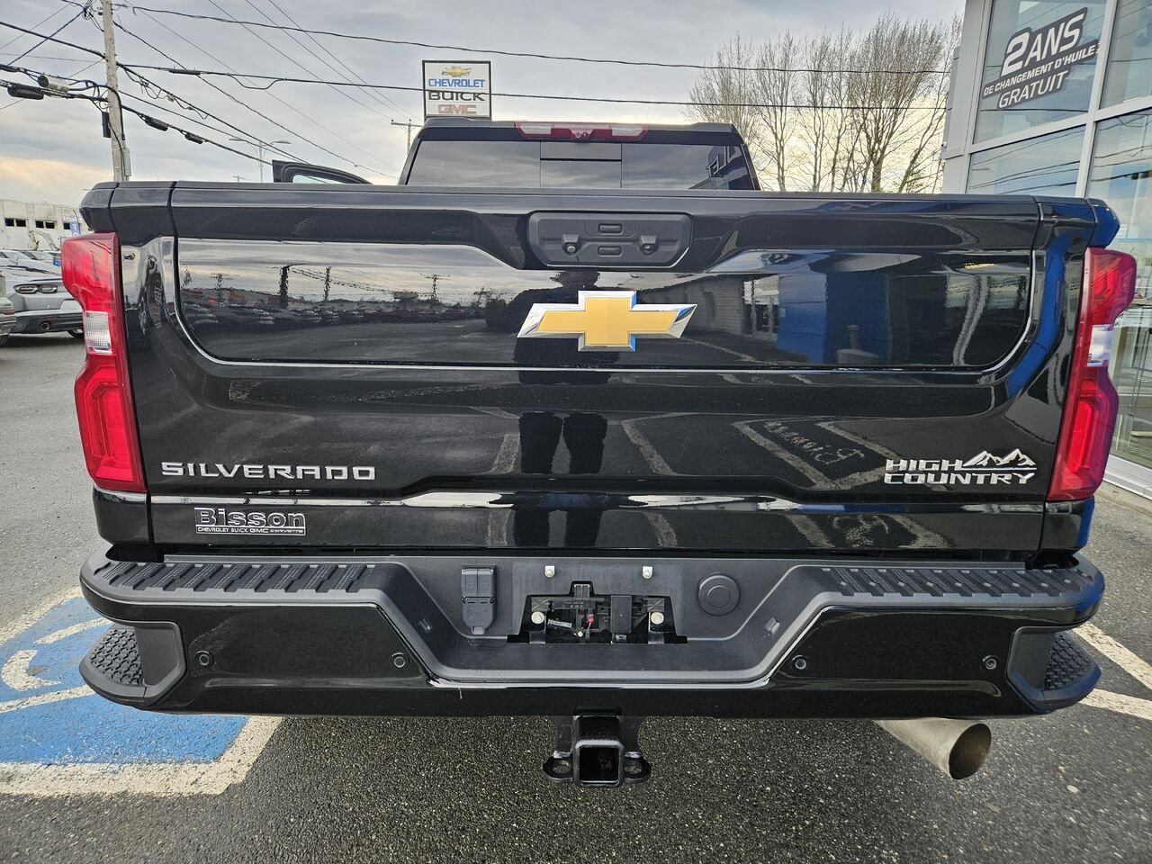 2023 Chevrolet Silverado 2500HD High Country cabine multiplace 4RM 159 po Black Thetford Mines - photo #6
