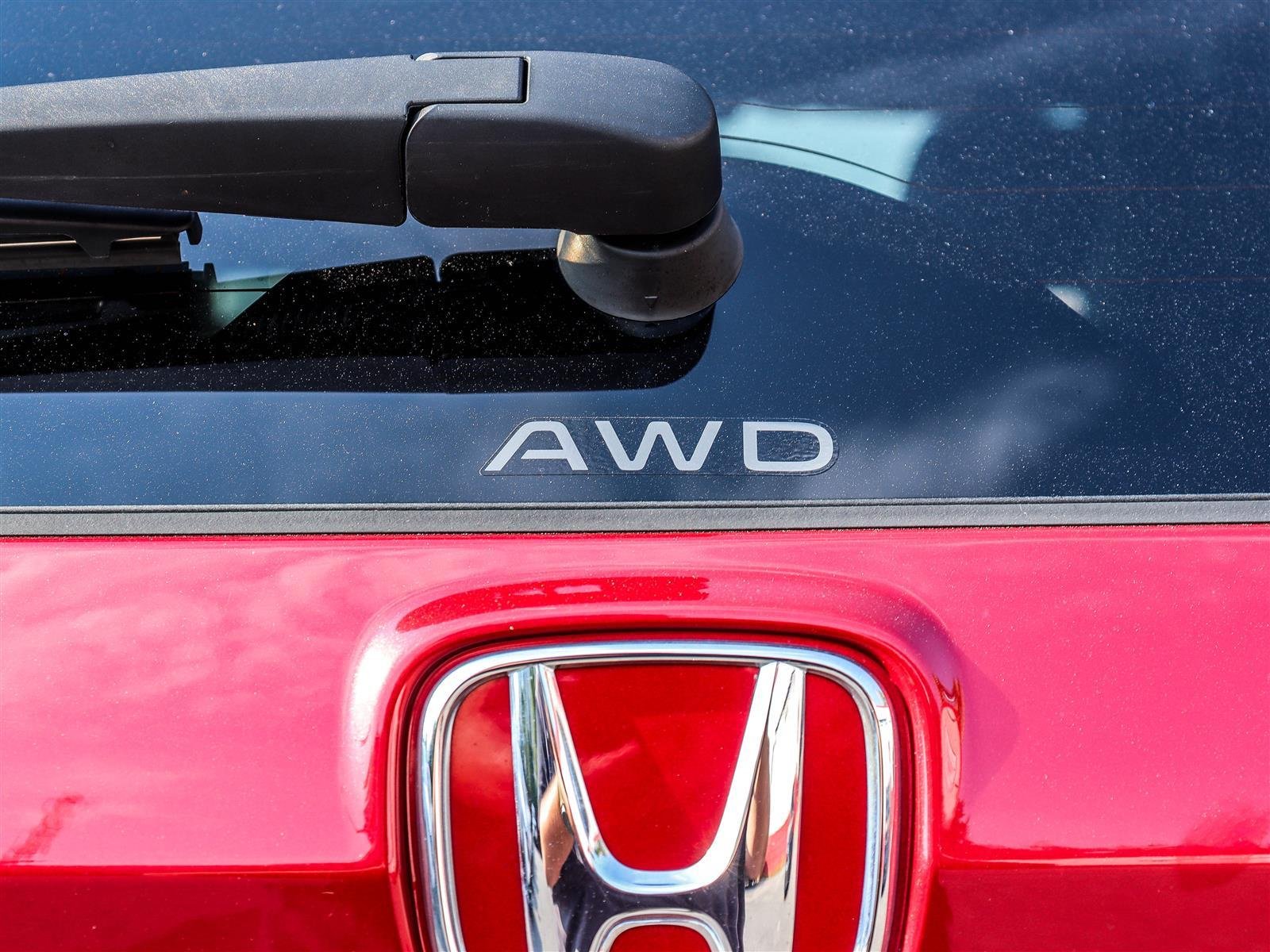 Honda CR-V hybride Touring 2023 Red Ottawa & Gatineau - photo #21