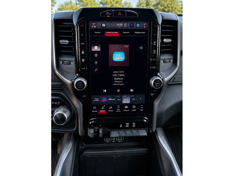 2025 Ram 1500 2025 Red