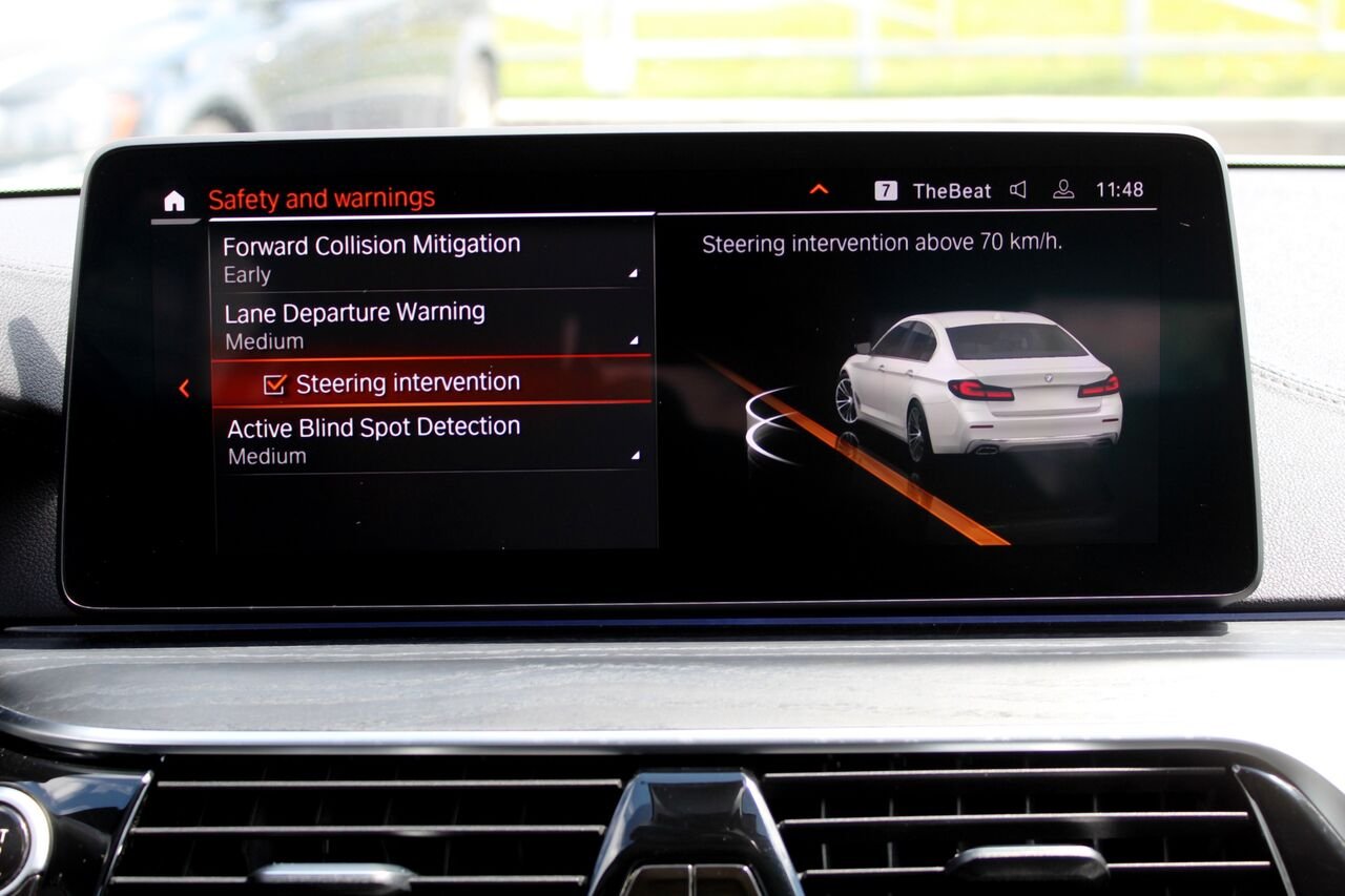 2021 BMW 5 Series VIN: WBA13BJ06MCG37906 White Sainte-Rose - photo #20