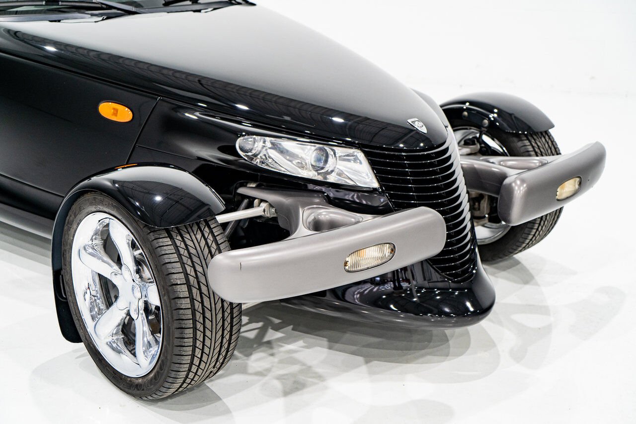 1999 Plymouth Prowler Desirable Black Colour with only 7,611KM (4756mi) from new **PRICE IN USD** Black Montreal - photo #45