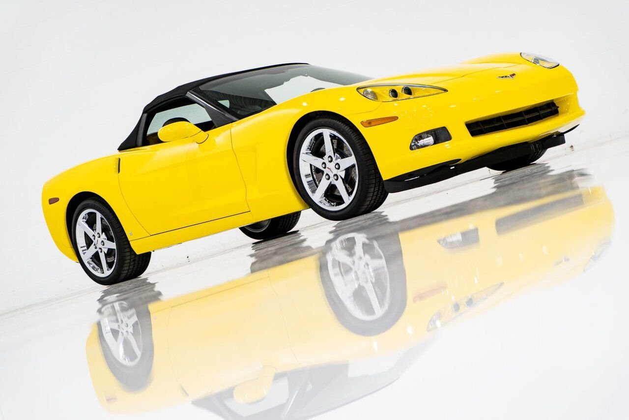 2008 Chevrolet Corvette PRIX EN USD | With Only 900km (563mi) From New With Window Sticker Yellow Montreal - photo #95