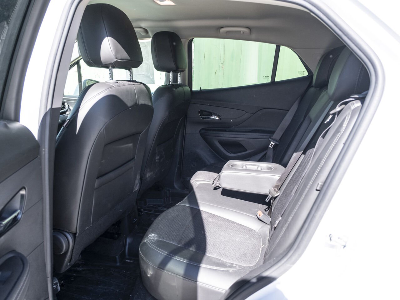 2022 Buick Encore White Gatineau - photo #16