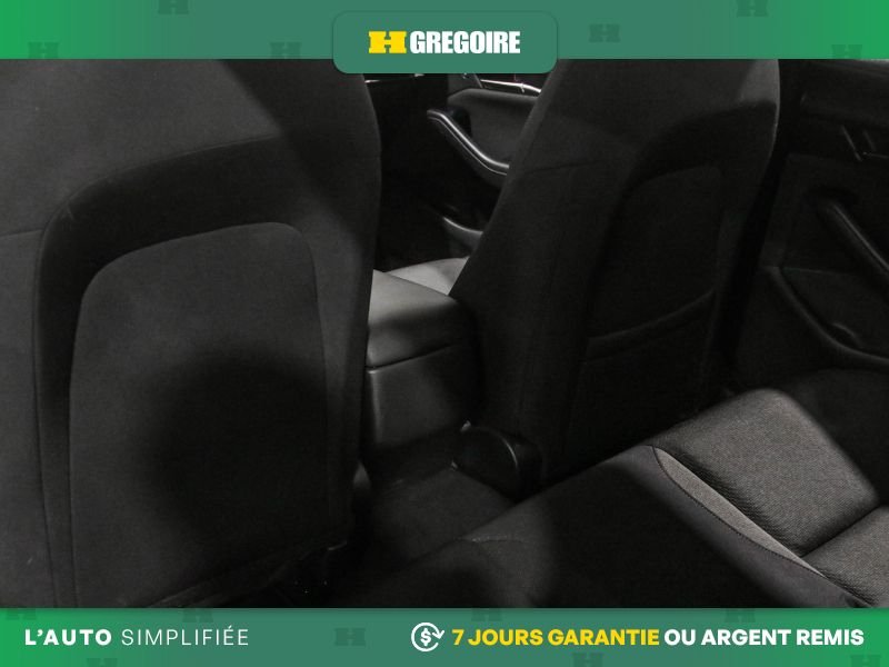 2019 Mazda 3 Silver Saint-Eustache - photo #27