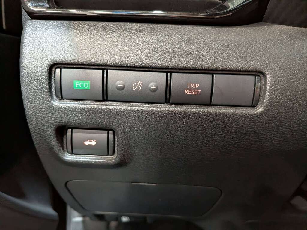 2024 Nissan Sentra SV CVT Black Val-David - photo #21