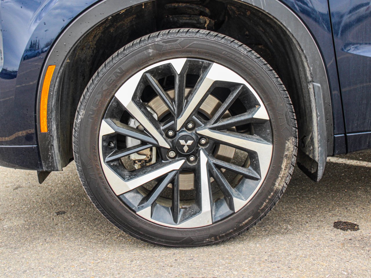 2024 Mitsubishi Outlander GT S-AWC Blue Sherwood Park - photo #11