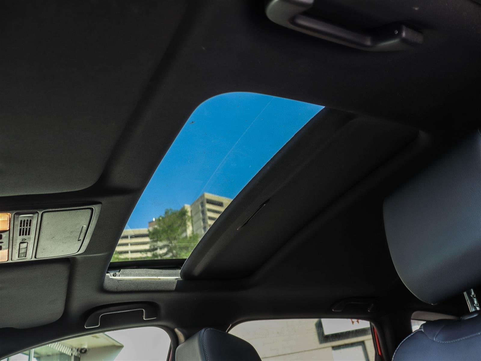 Honda CR-V Sport 2021 Red Ottawa & Gatineau - photo #5