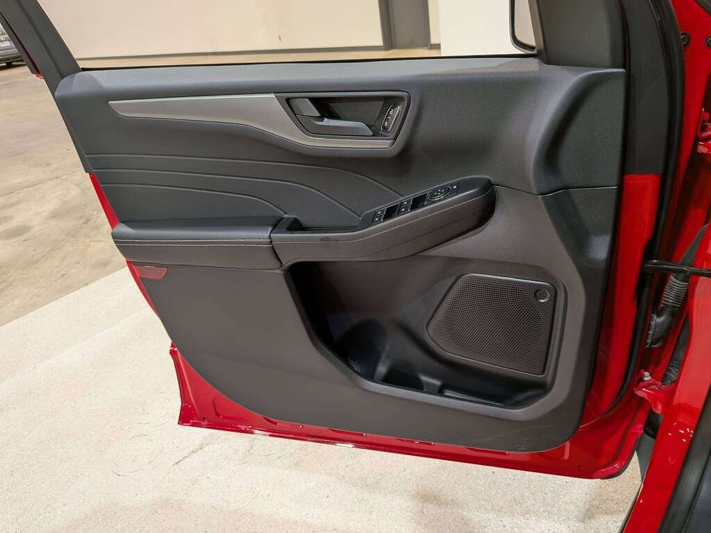 2024 Ford Escape Active AWD Red Val-David - photo #35