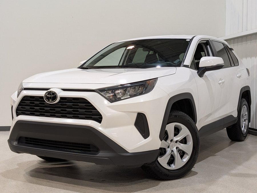 Toyota RAV4 LE AWD 2024 Blanc