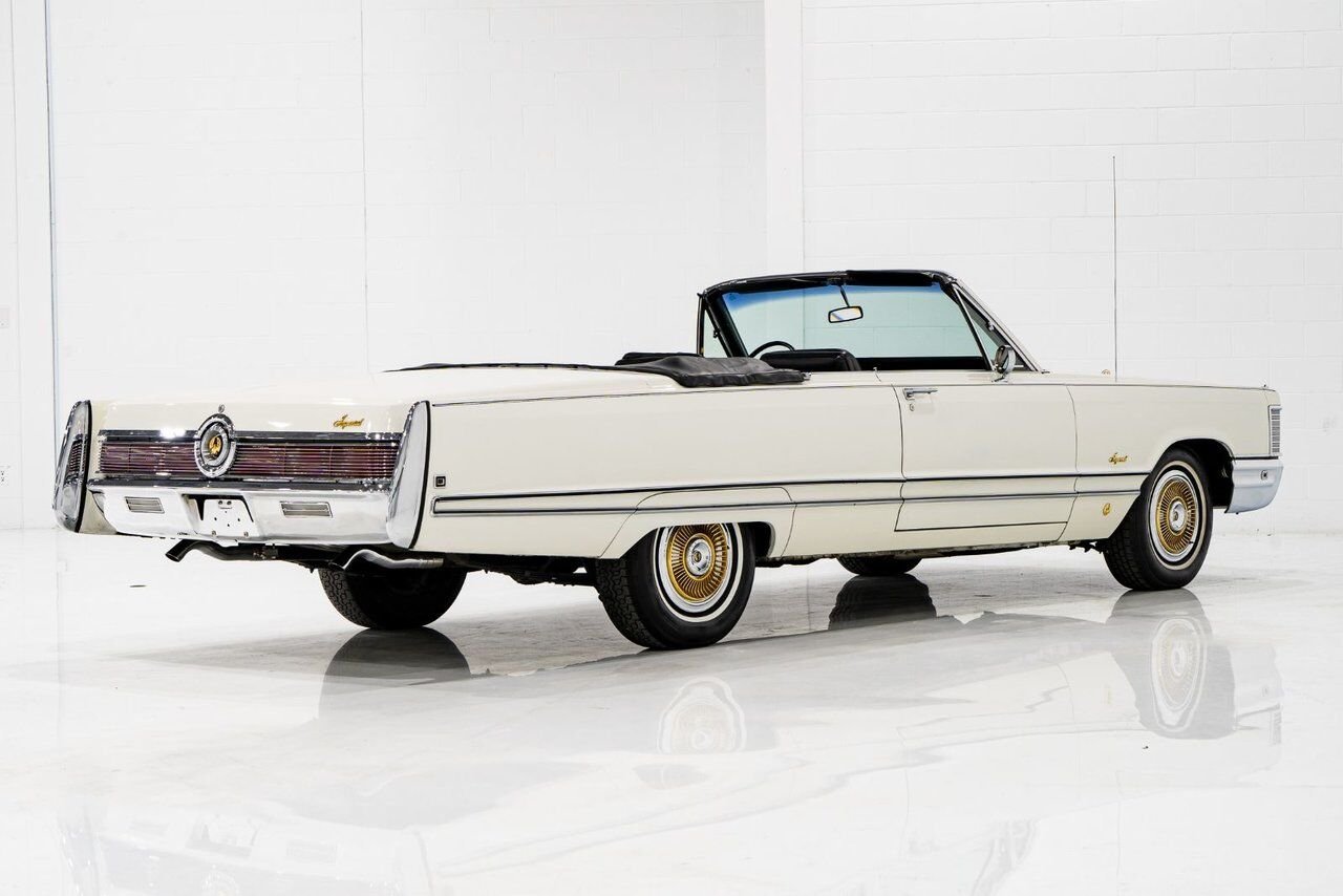 Chrysler IMPERIAL Unrestored with only 31,056 original miles **PRICE IN USD** 1968 Blanc Montréal - photo #41