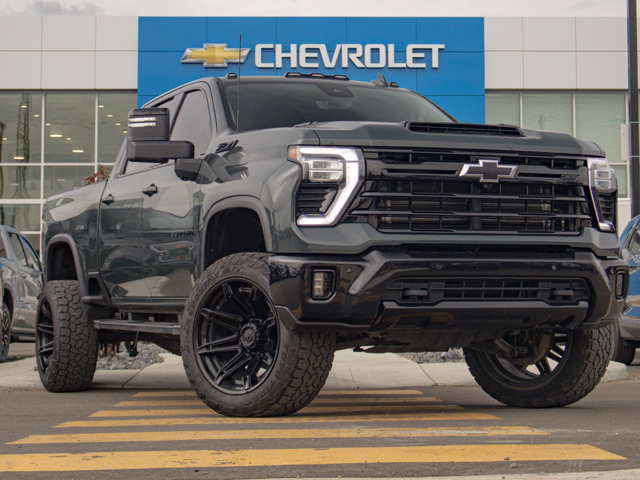 2025 Chevrolet Silverado 3500HD 4WD Crew Cab 159 LTZ Grey Sherwood Park - photo #13