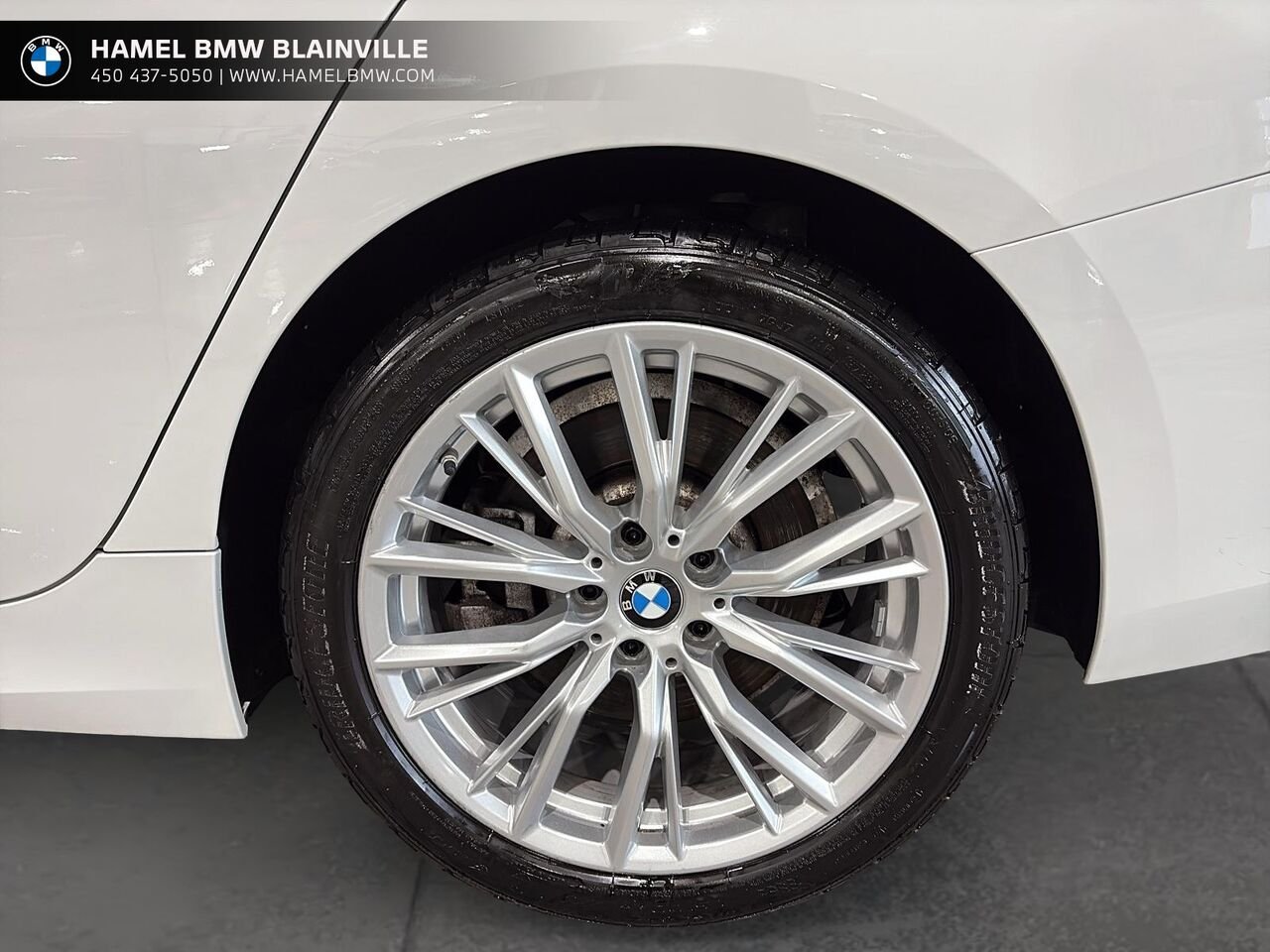 BMW 3 Series 330i xDrive berline 2023 Blanc Blainville - photo #6