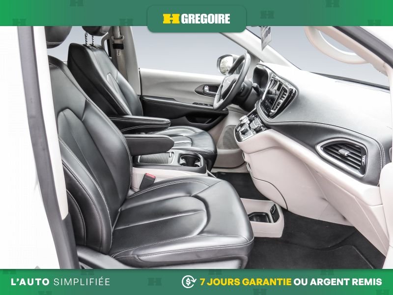Chrysler Pacifica 2023 Blanc Blainville - photo #29