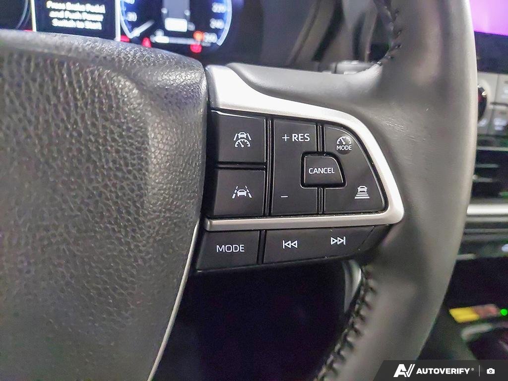 2025 Toyota Grand Highlander 2602009A | Hybrid Limited Wind Chill Pearl Edmonton - photo #15