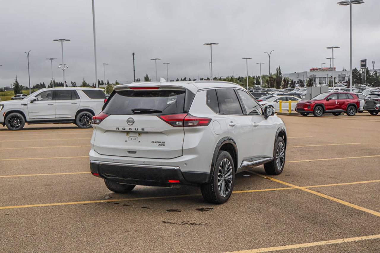 2024 Nissan Rogue AWD Platinum White Sherwood Park - photo #9