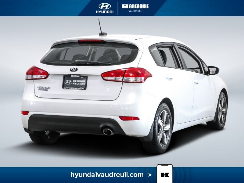 Kia Forte5 2018 Blanc Laval - photo #10